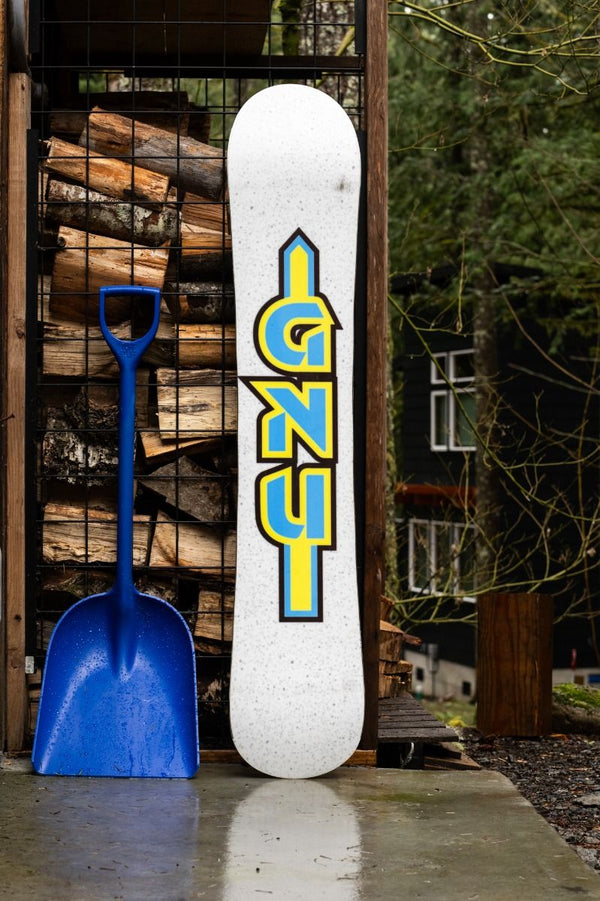 GNU Antigravity Snowboard - Men's - 2025