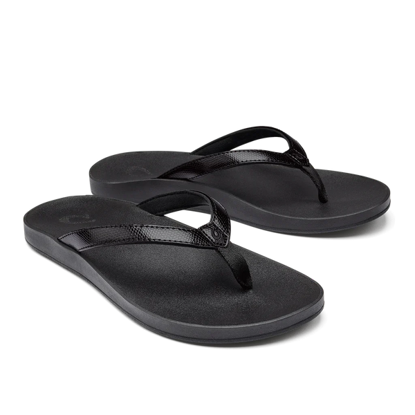 OluKai Puawe Sandals - Women's